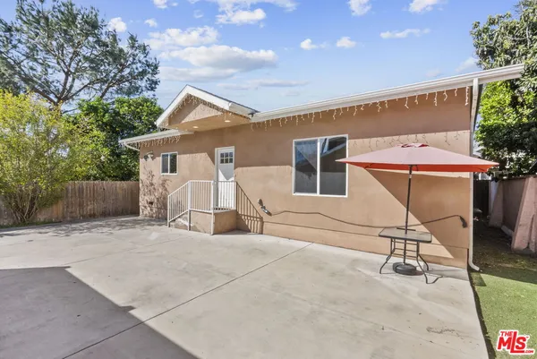 $3,295 | 6715 Cedros Avenue, Van Nuys, CA 91405
