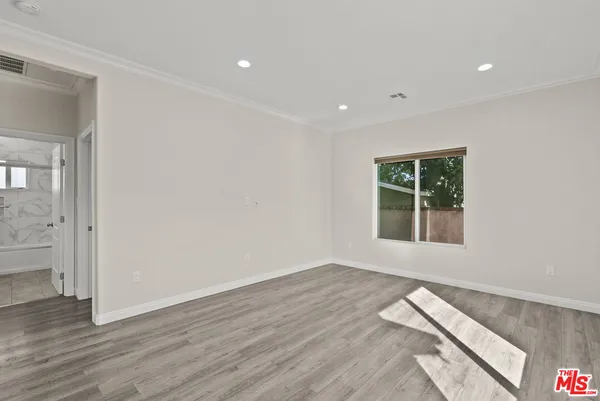 $3,295 | 6715 Cedros Avenue, Van Nuys, CA 91405