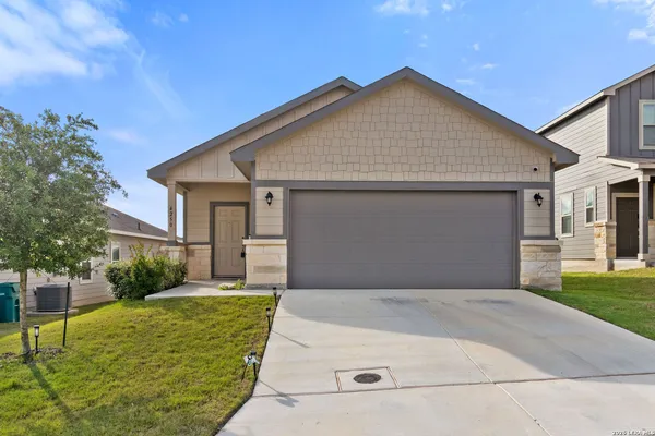 $1,699 | 4250 Admirals Bend, Converse, TX 78109