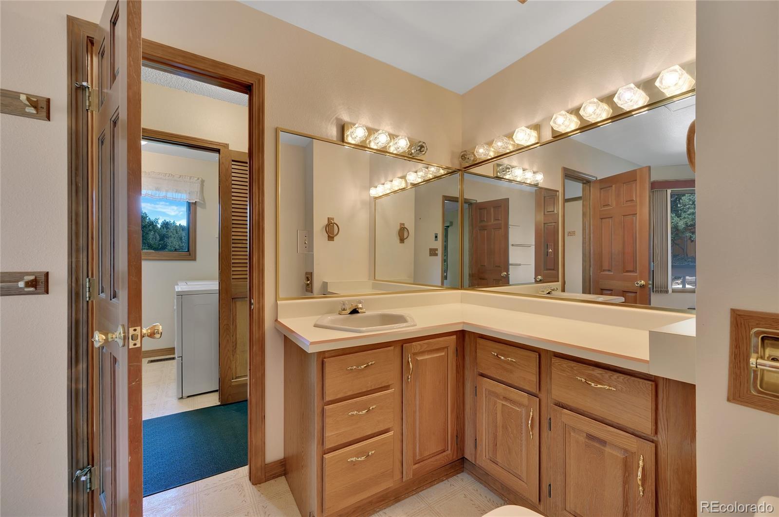 432 Paradiso Road Divide, CO 80814 - Photo 13 of 38