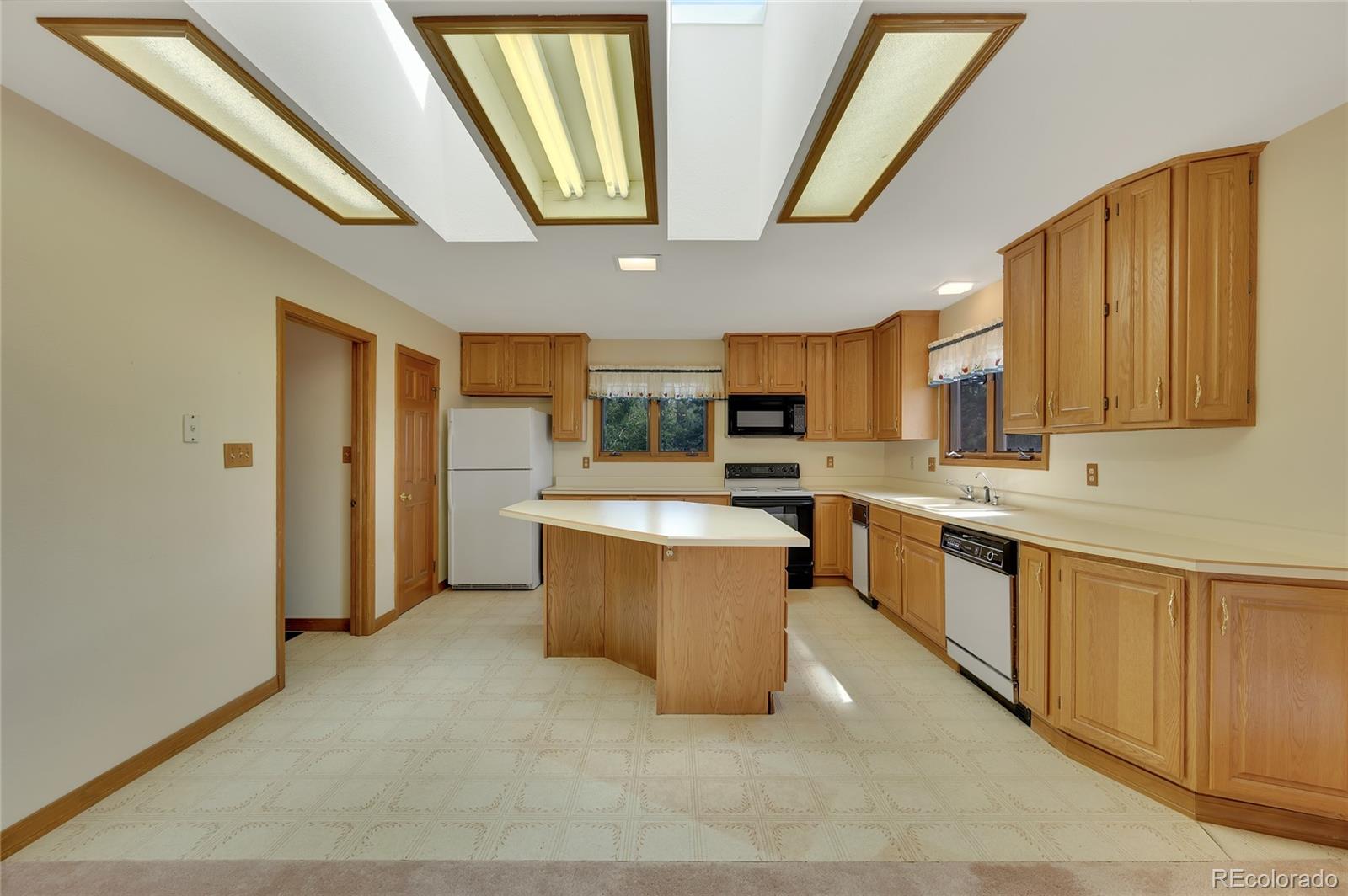 432 Paradiso Road Divide, CO 80814 - Photo 10 of 38