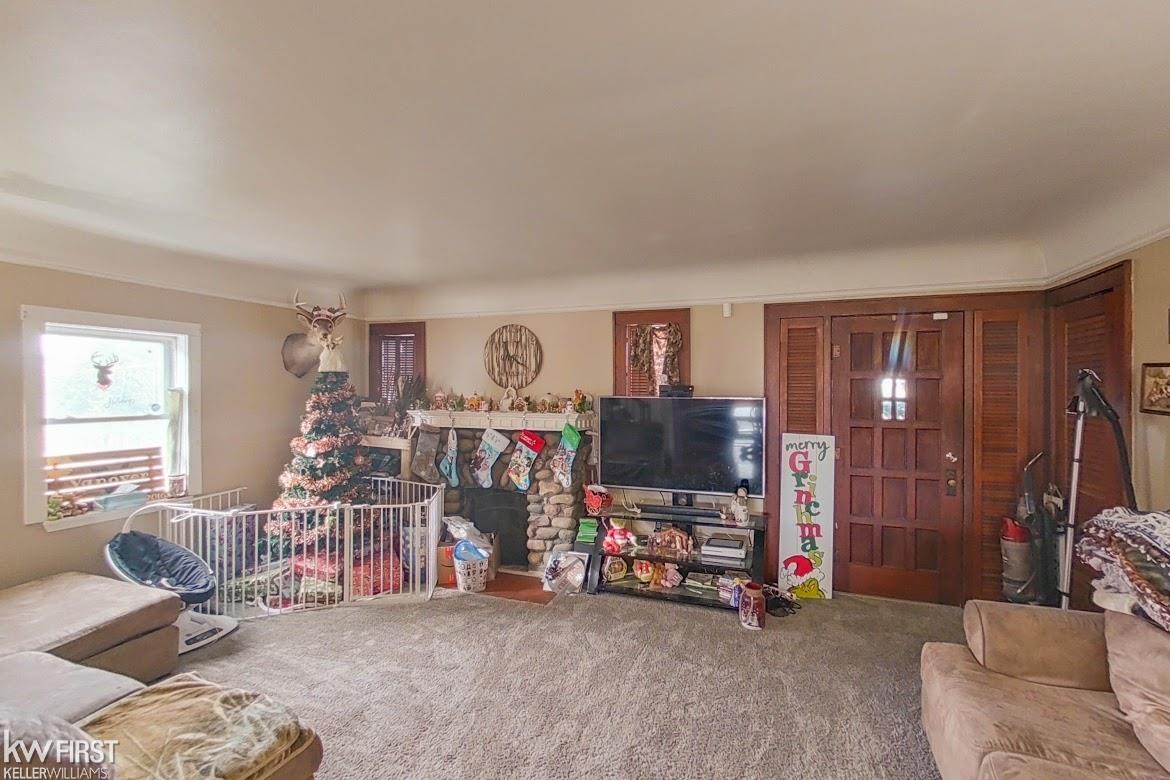 5394 North Henderson Road Davison, MI 48423 - Photo 13 of 31 50097102-12.JPG