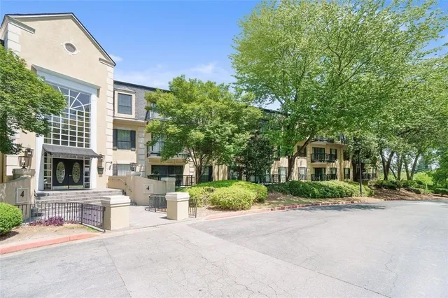 $2,050 | 4115 Pine Heights Drive Northeast, Atlanta, GA 30324