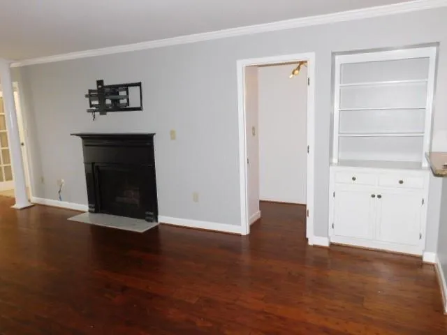 $2,050 | 4115 Pine Heights Drive Northeast, Atlanta, GA 30324