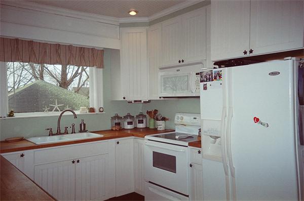 17 Porter Road Scituate, MA 02066 - Photo 13 of 20 Gallery Image 13