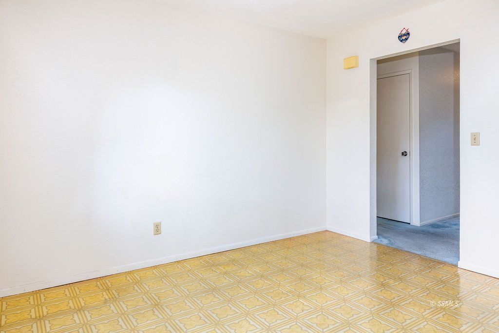 1111 North Mono Court Ridgecrest, CA 93555 - Photo 13 of 35 Gallery Image 13