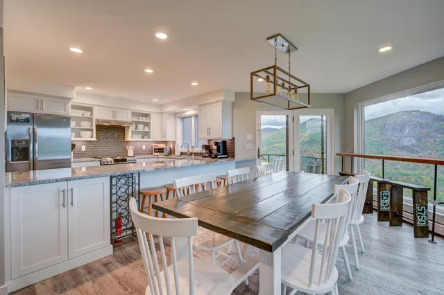 $820,000 | 18 Top Notch Road, Bartlett, NH 03812