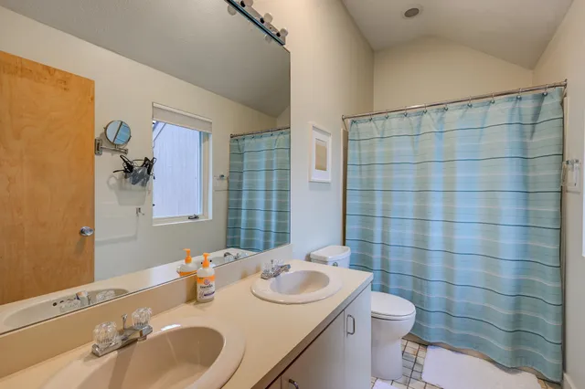 $820,000 | 18 Top Notch Road, Bartlett, NH 03812