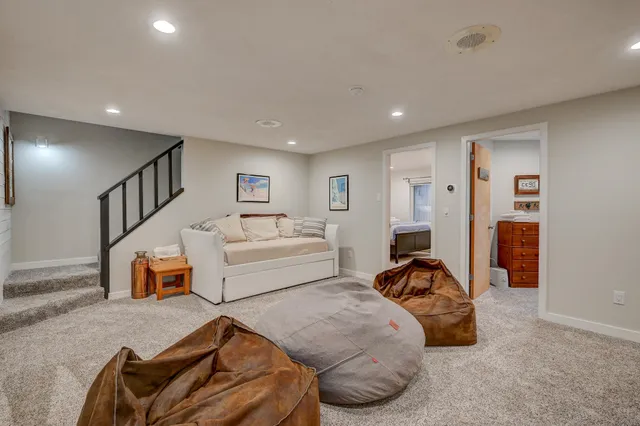 $820,000 | 18 Top Notch Road, Bartlett, NH 03812