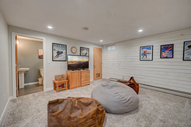 $820,000 | 18 Top Notch Road, Bartlett, NH 03812