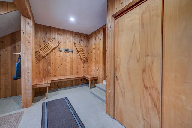 $820,000 | 18 Top Notch Road, Bartlett, NH 03812