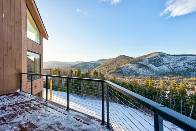 $820,000 | 18 Top Notch Road, Bartlett, NH 03812