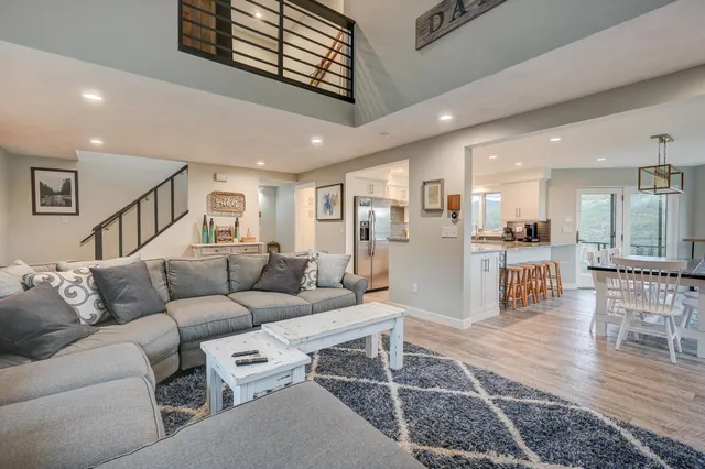 $820,000 | 18 Top Notch Road, Bartlett, NH 03812