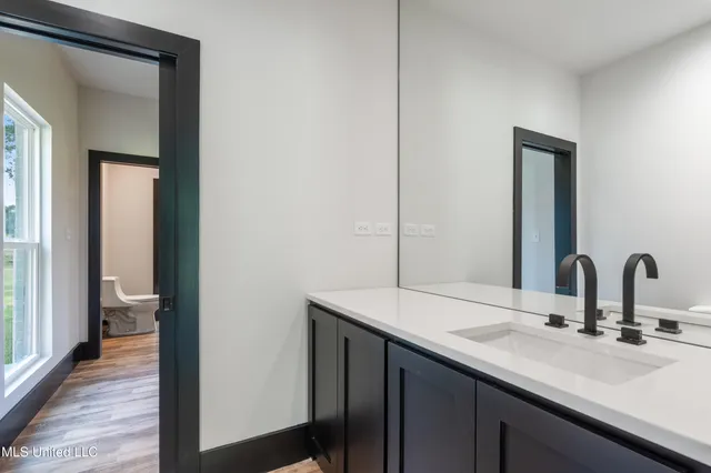 $634,900 | 5199 Brook Lane, Hernando, MS 38632