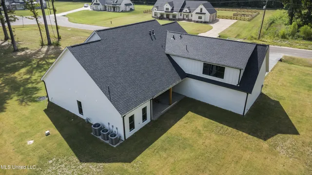 $634,900 | 5199 Brook Lane, Hernando, MS 38632