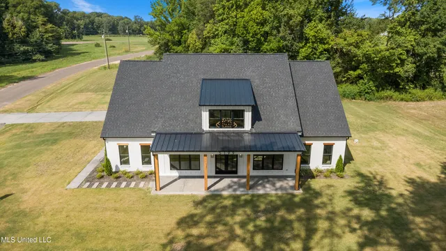 $634,900 | 5199 Brook Lane, Hernando, MS 38632