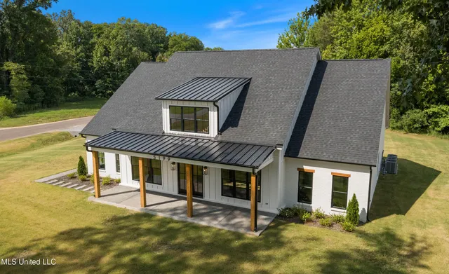 $634,900 | 5199 Brook Lane, Hernando, MS 38632