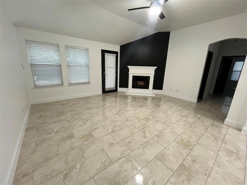 6304 Spring Ranch Drive Fort Worth, TX 76179 - Photo 10 of 23