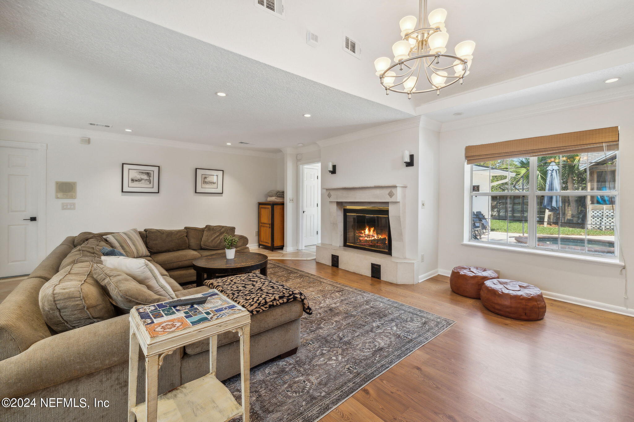 335 11th Street Atlantic Beach, FL 32233 - Photo 22 of 62 LIVING ROOM