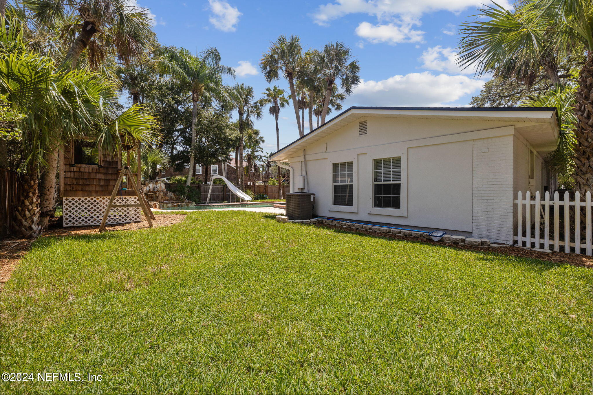 335 11th Street Atlantic Beach, FL 32233 - Photo 55 of 62 BACKYARD