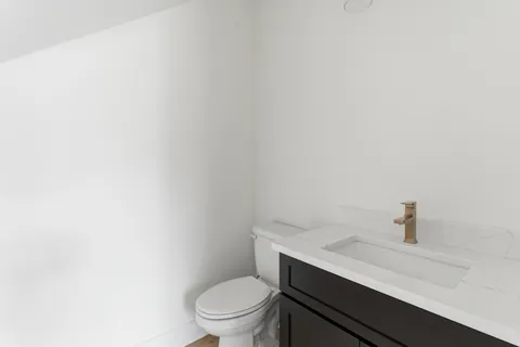 $750,000 | 6300 A American Court, Nashville, TN 37209