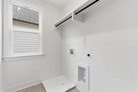 $750,000 | 6300 A American Court, Nashville, TN 37209