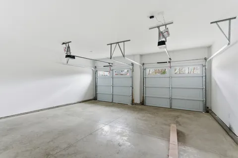 $750,000 | 6300 A American Court, Nashville, TN 37209