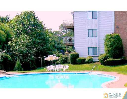182 Evergreen Road, Unit 12A Edison, NJ 08837 - Photo 5 of 6 Gallery Image 5