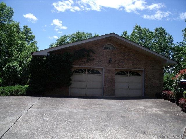 52 Waycaster Road Marion, NC 28752 - Photo 3 of 29 Gallery Image 3