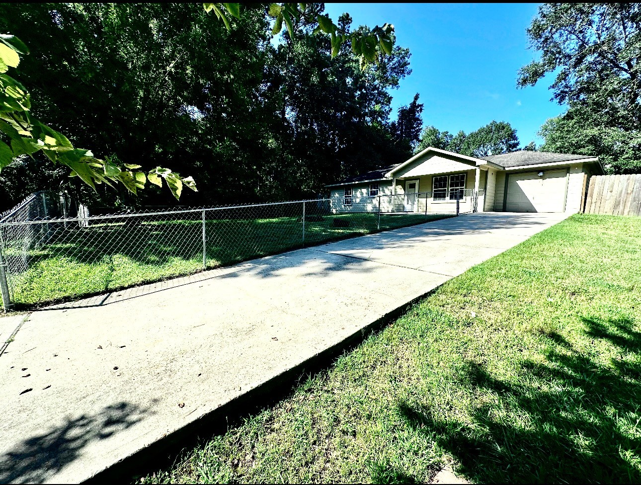 12421 Royal Springs Road Conroe, TX 77303 - Photo 14 of 16