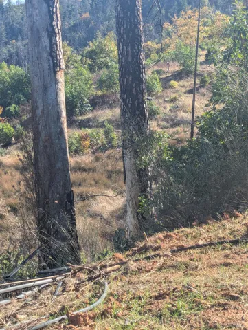 $149,000 | 1833 Hunter Point Road, Upper Lake, CA 95485