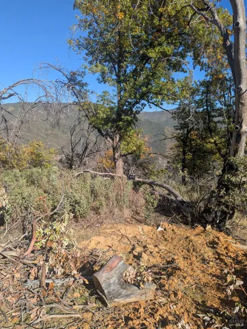 $149,000 | 1833 Hunter Point Road, Upper Lake, CA 95485