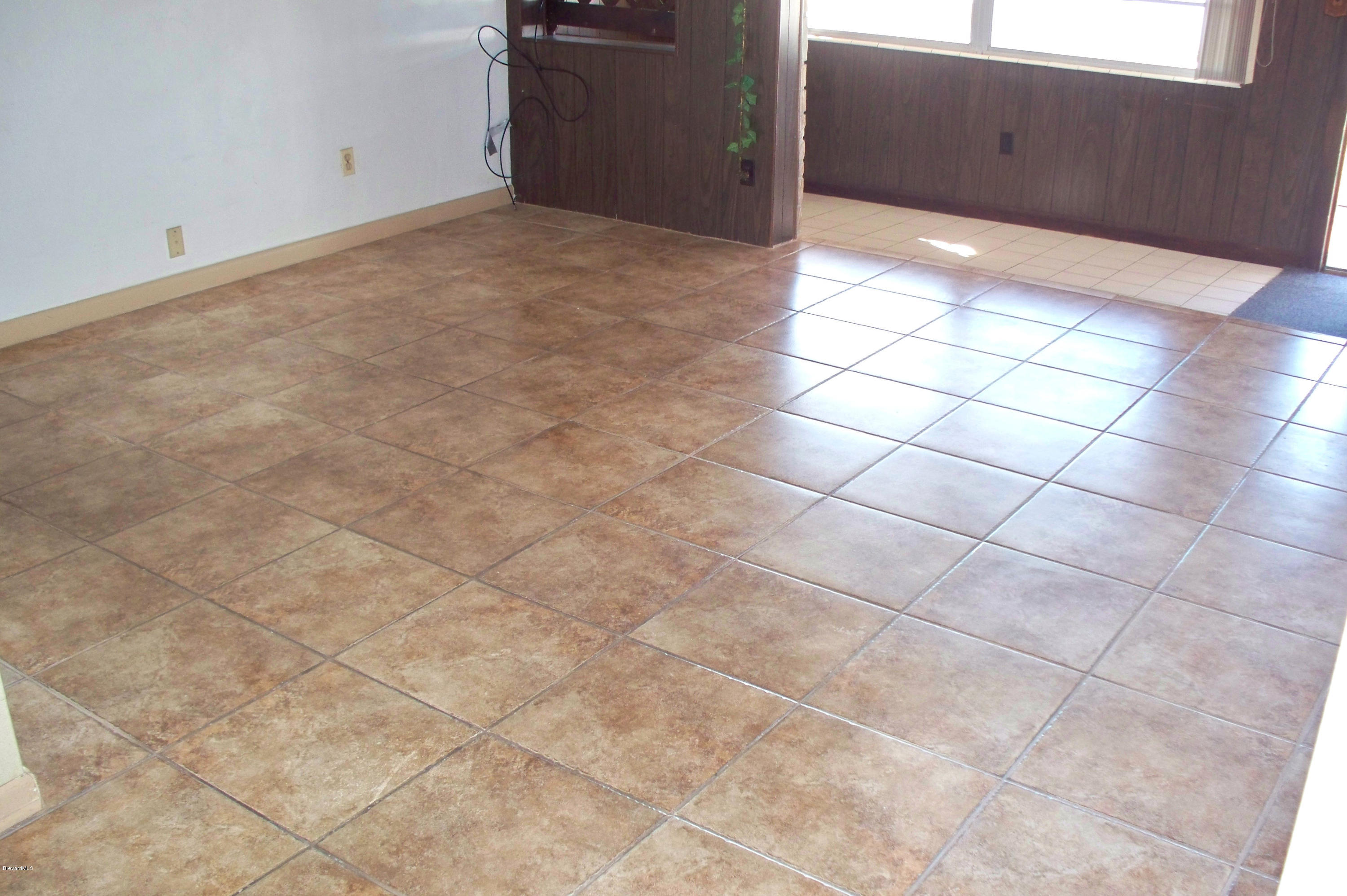 2438 Allan Adale Road Melbourne, FL 32935 - Photo 4 of 15 2438 aLAN aDALE 027
