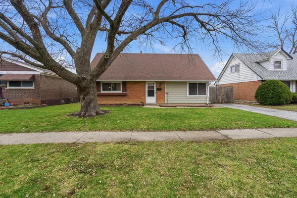 $199,000 | 3924 167th Place, Country Club Hills, IL 60478