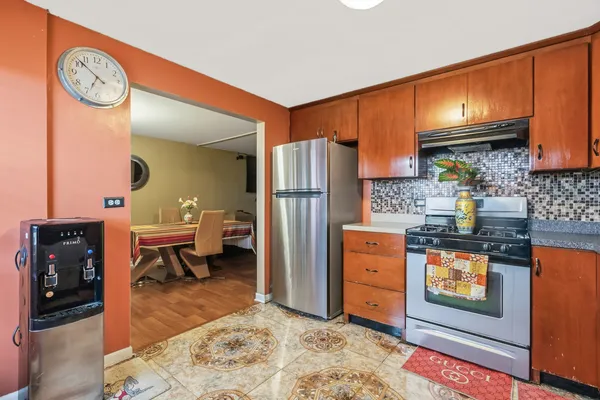 $199,000 | 3924 167th Place, Country Club Hills, IL 60478