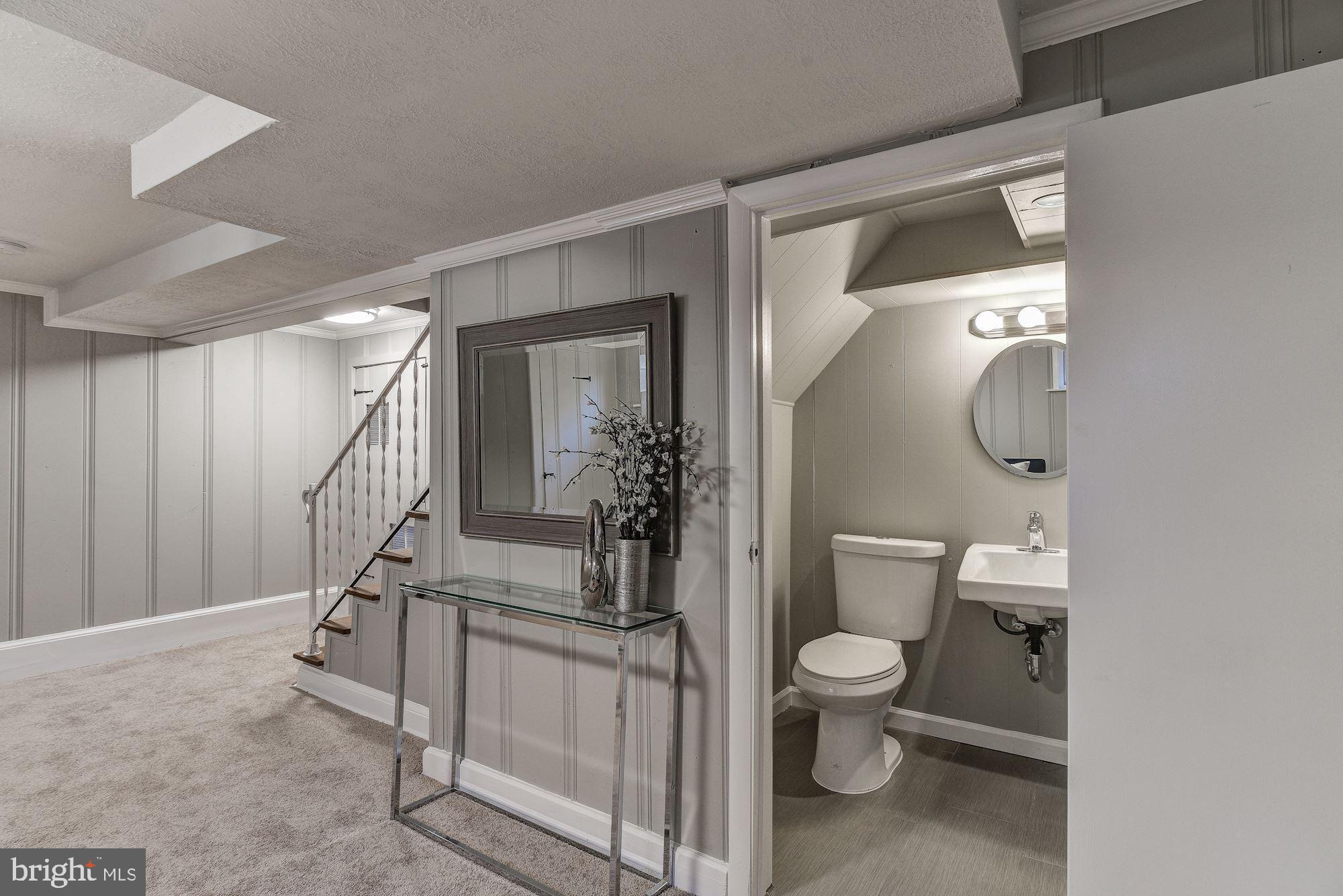 11512 Grandview Avenue Silver Spring, MD 20902 - Photo 27 of 27 Lower Full Bath