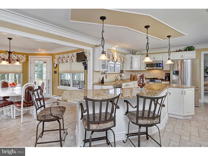 356 Chapel Heights Road Sewell, NJ 08080 - Photo 6 of 24 Kitchen