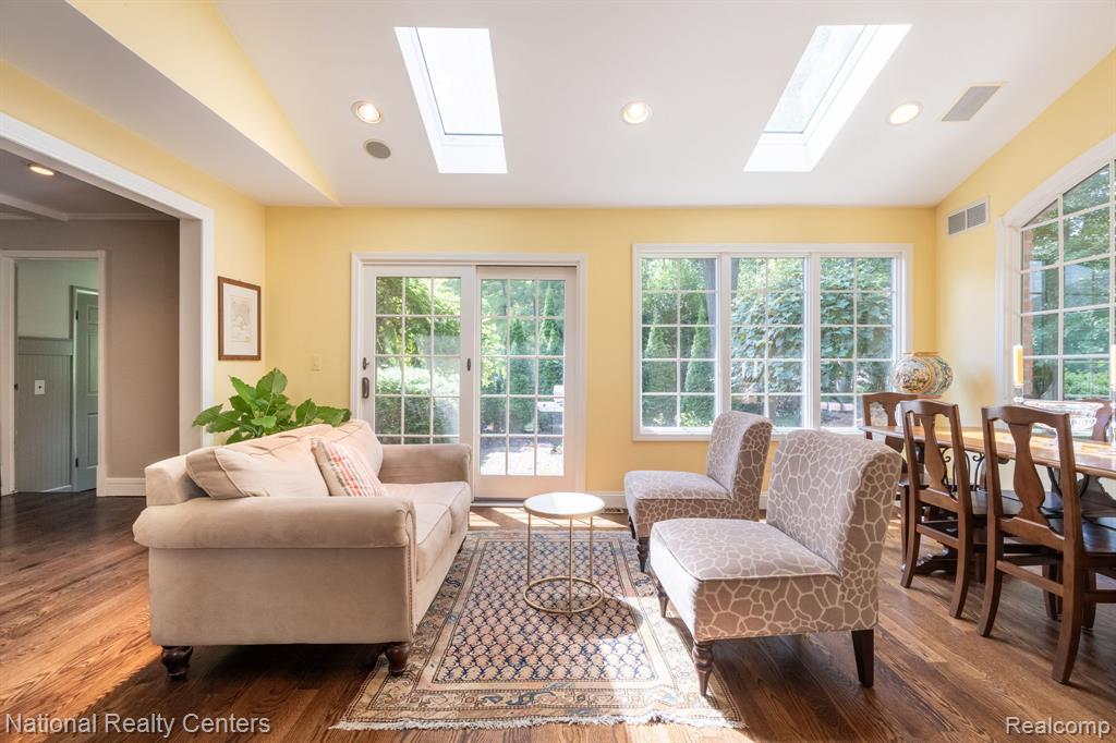 31467 Old Cannon Road Beverly Hills, MI 48025 - Photo 15 of 35