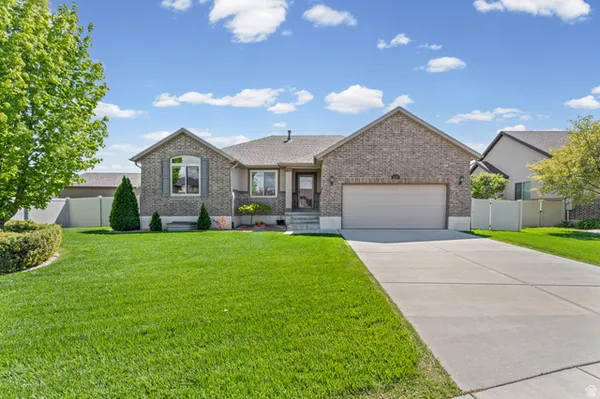 $575,000 | 1257 West 2850th Street South, Syracuse, UT 84075
