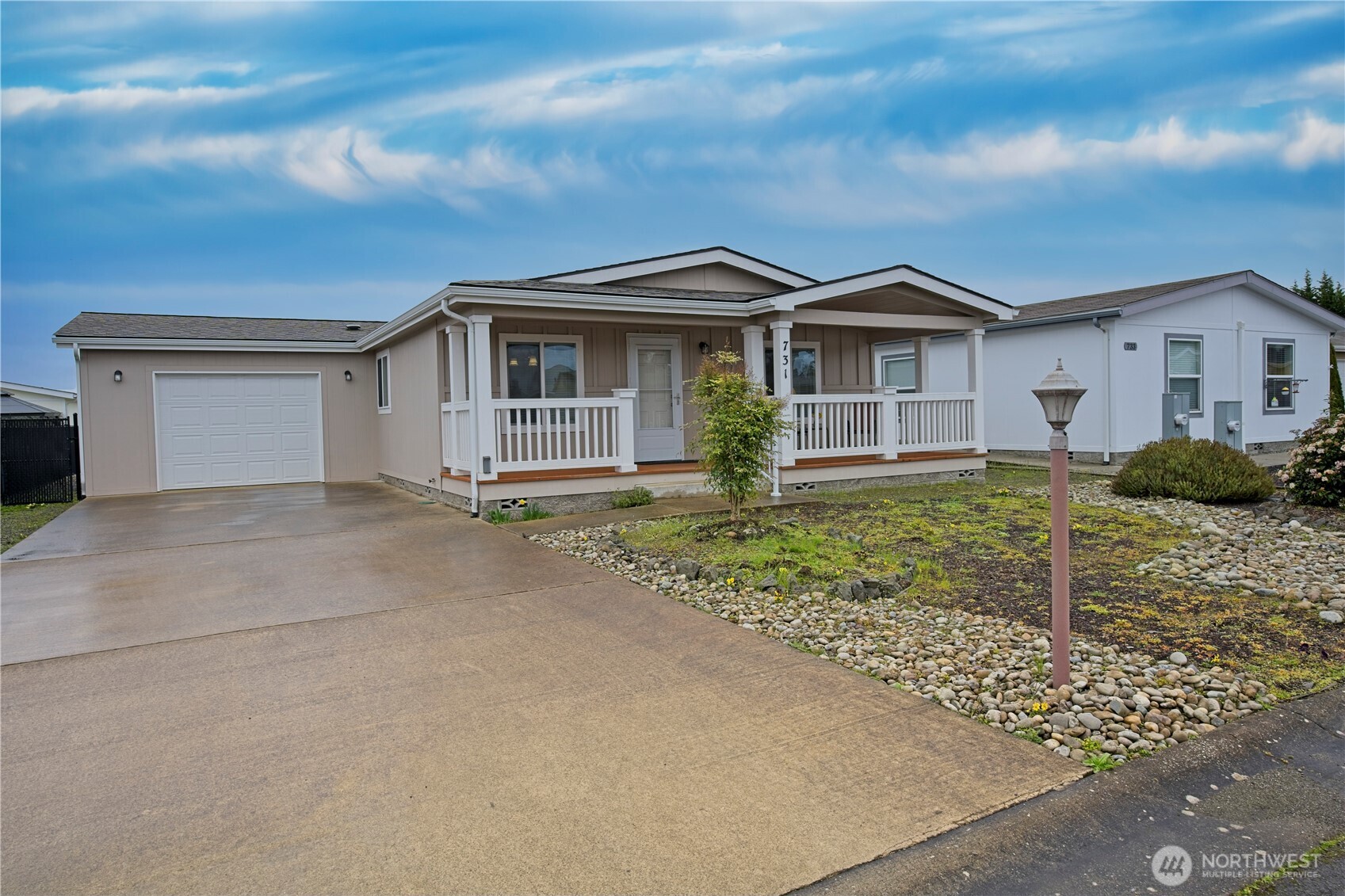 731 West Heritage Loop Sequim, WA 98382 - Photo 2 of 30