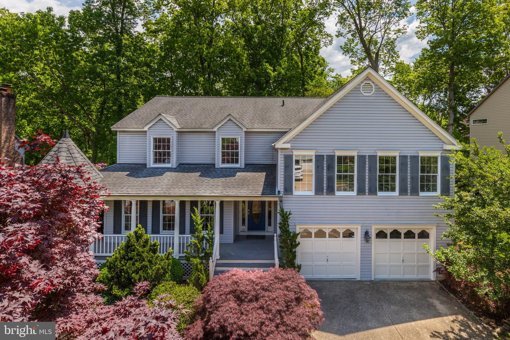 31 Rutherford Circle Sterling, VA 20165 - Photo 3 of 94 2-car Garage
