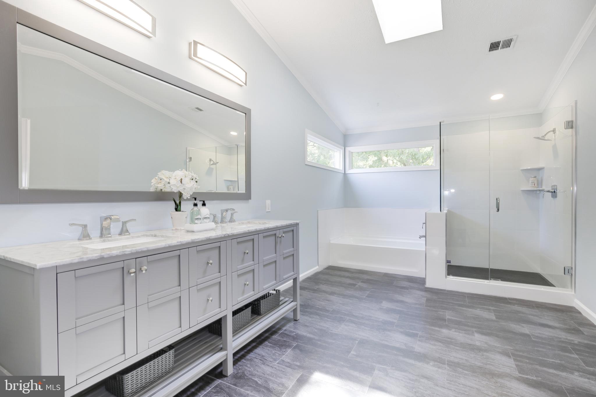 31 Rutherford Circle Sterling, VA 20165 - Photo 44 of 94 Newly Renovated Primary Bathroom