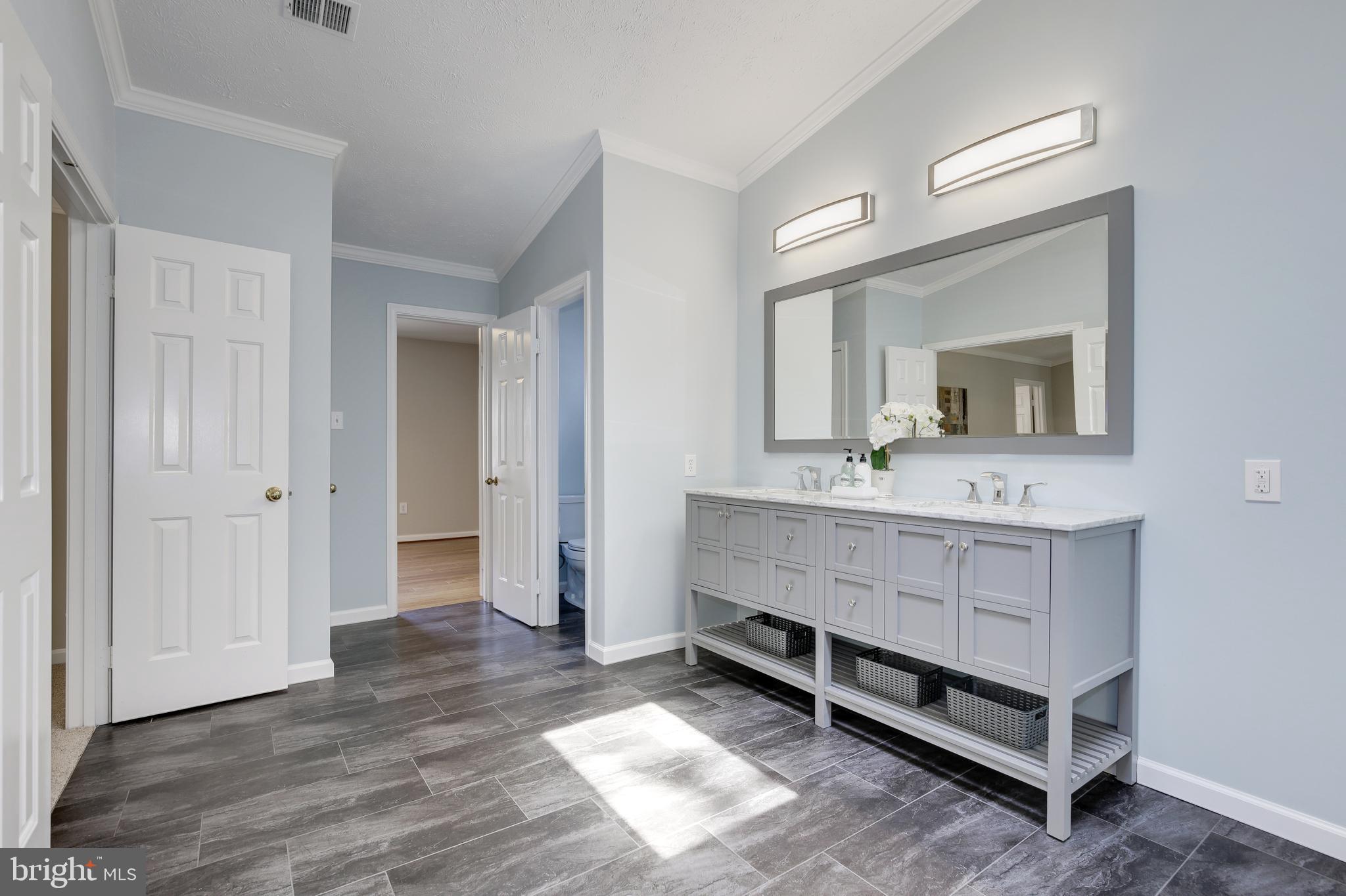 31 Rutherford Circle Sterling, VA 20165 - Photo 53 of 94 Newly Renovated Primary Bathroom