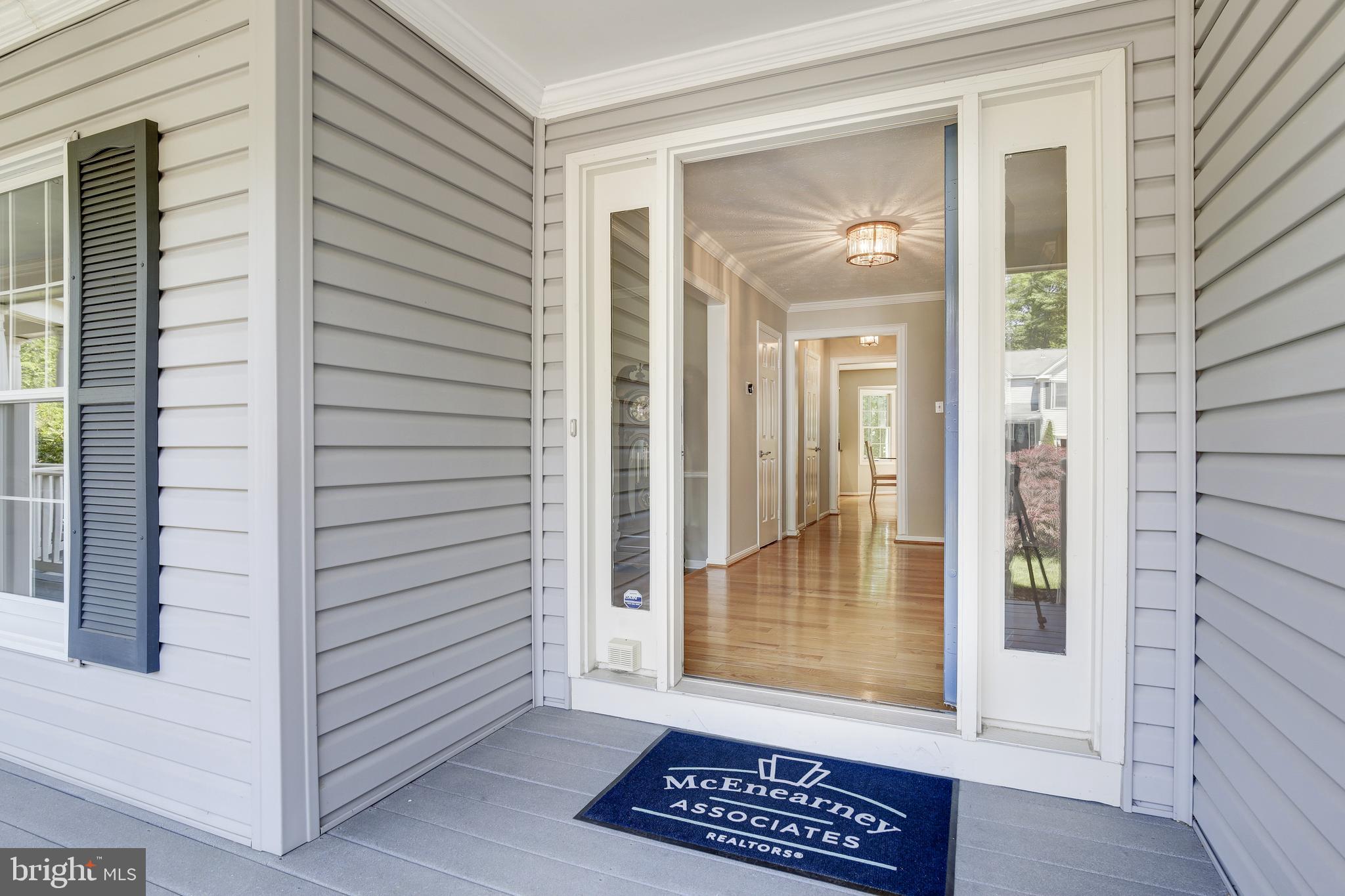 31 Rutherford Circle Sterling, VA 20165 - Photo 7 of 94 Welcome!
