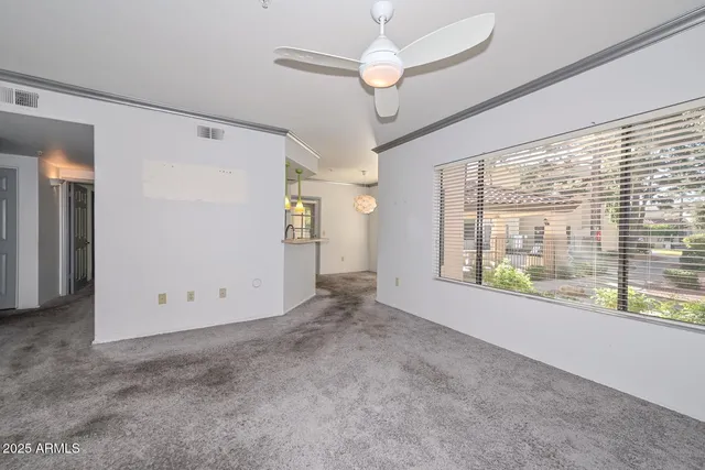 $264,900 | 750 East Northern Avenue, Unit 1140, Phoenix, AZ 85020