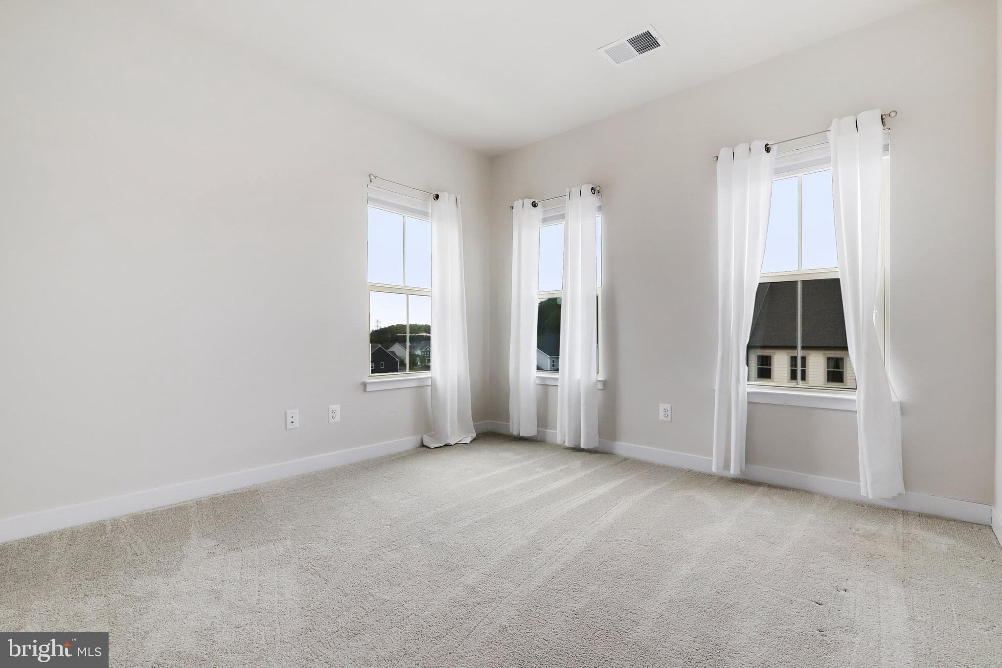 18043 Red Mulberry Road Dumfries, VA 22026 - Photo 25 of 34