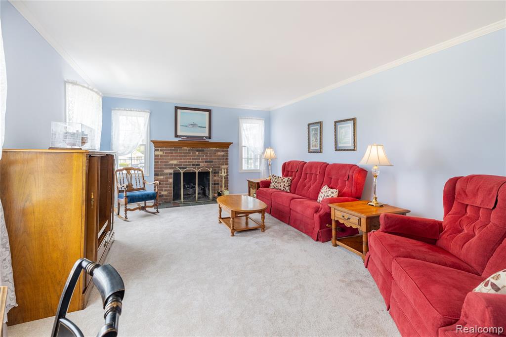 27758 Johnson Road Grosse Ile, MI 48138 - Photo 7 of 49