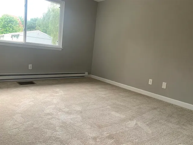 $2,395 | 616 Portland Street, Unit 38, Rochester, NH 03867