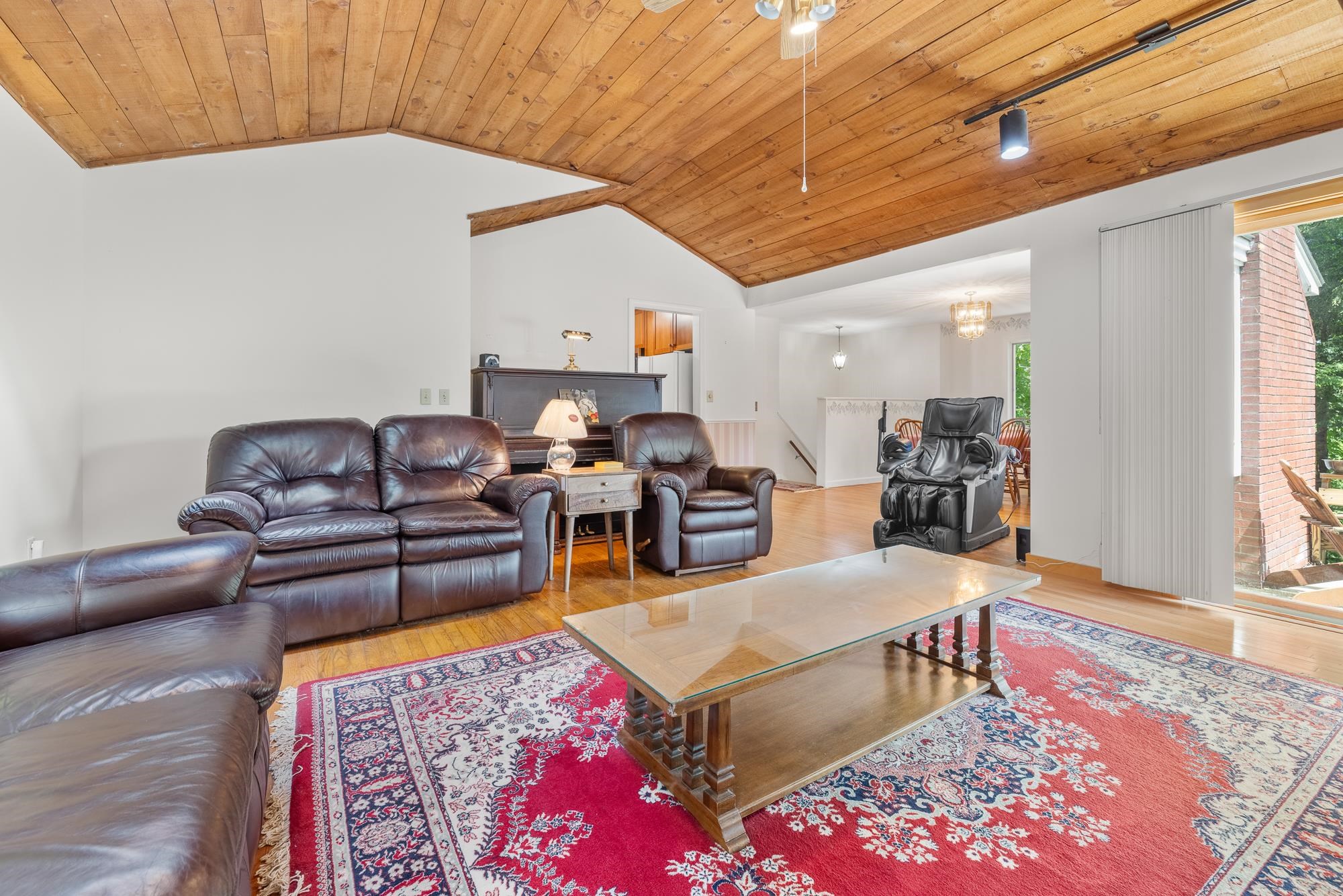 328 Hanover Center Road Hanover, NH 03750 - Photo 12 of 49