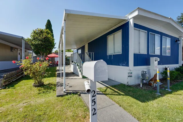 $79,000 | 252 Pear Lane, Santa Rosa, CA 95407